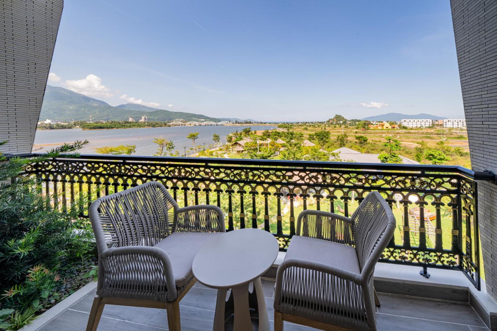 Cami Riverside Resort Đà Nẵng Extérieur photo